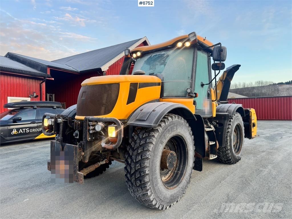 JCB Fastrac 3230 トラクター