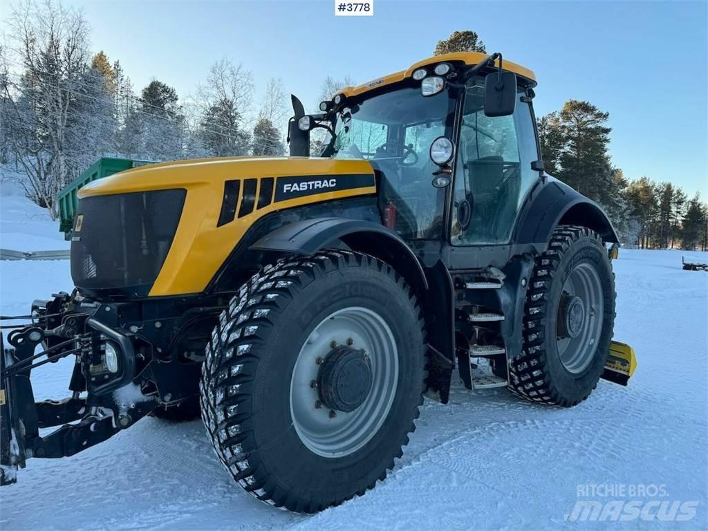 JCB Fastrac 8250 トラクター