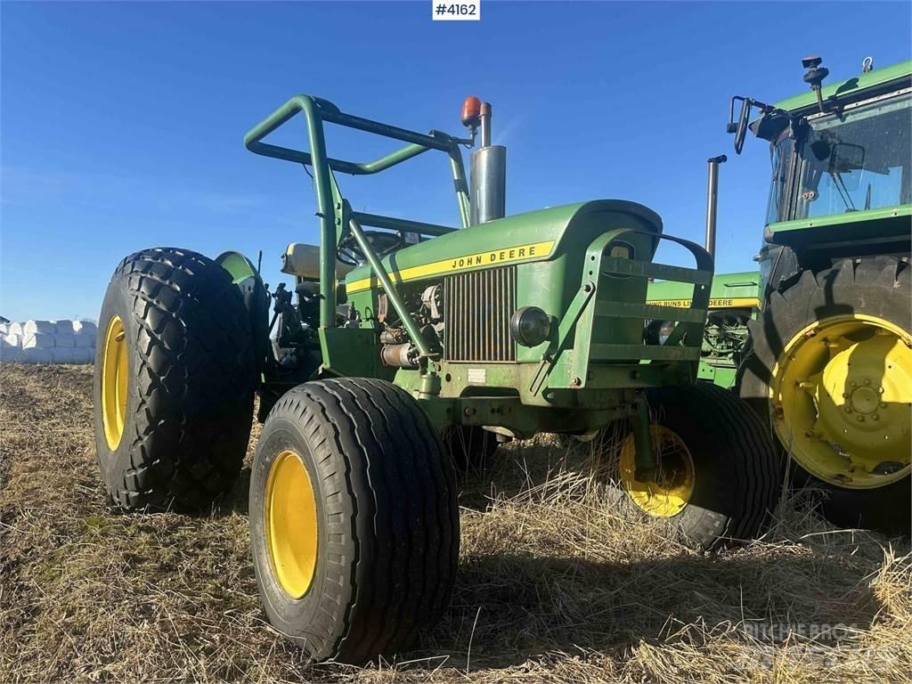 John Deere 1020 トラクター