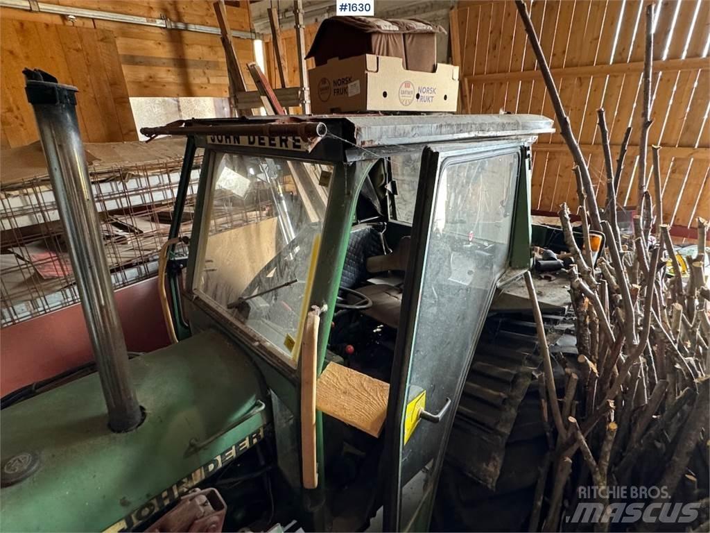 John Deere 1040 トラクター