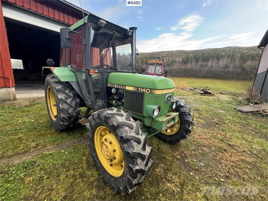 John Deere 1140 トラクター