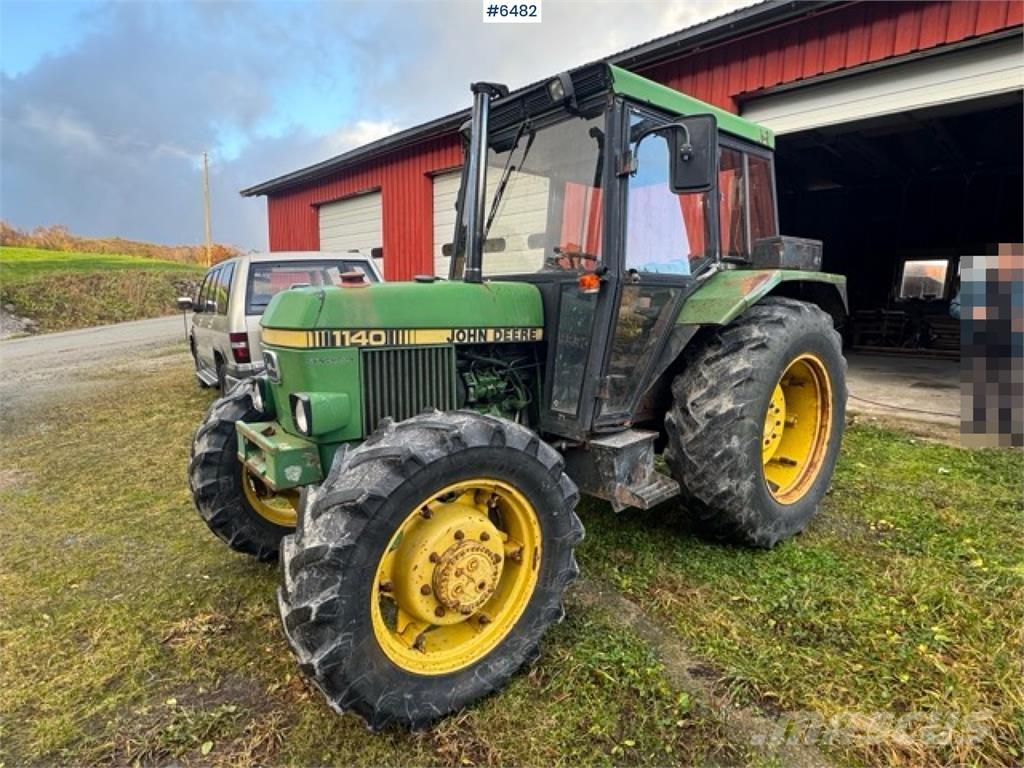 John Deere 1140 トラクター