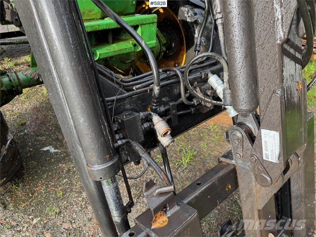 John Deere 1630 トラクター