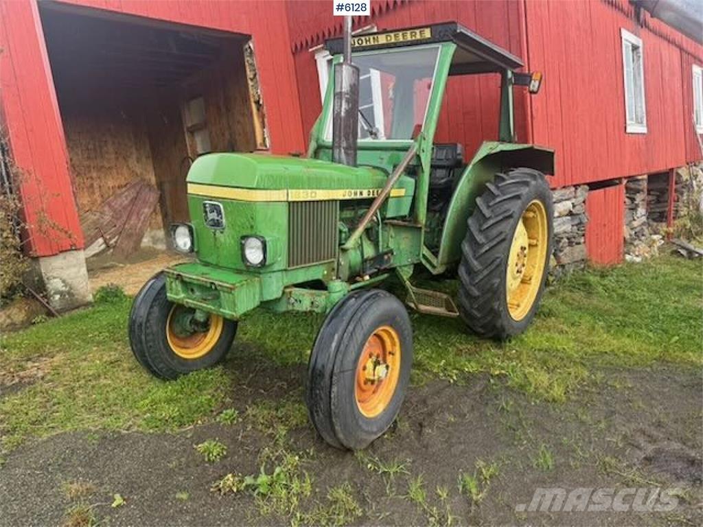 John Deere 1630 トラクター