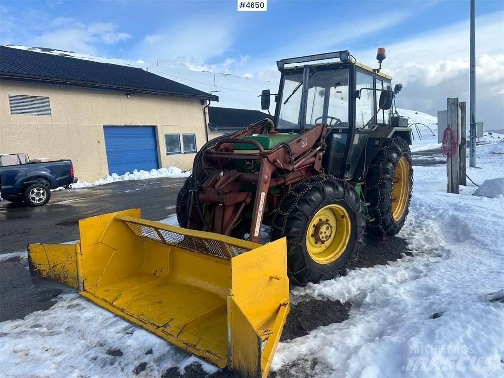 John Deere 2040 トラクター