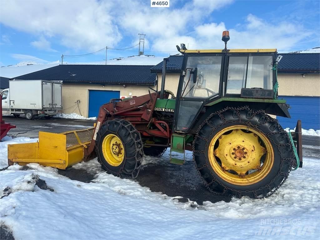 John Deere 2040 トラクター