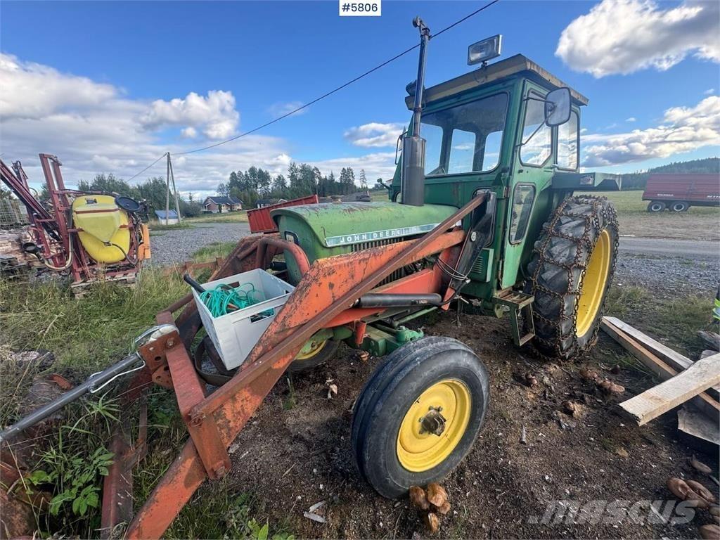 John Deere 2130 トラクター