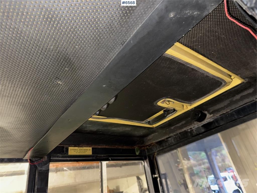 John Deere 2140 トラクター