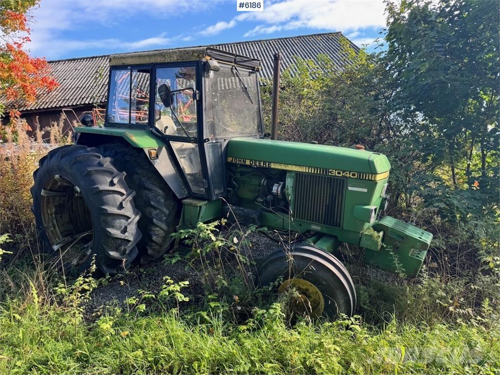 John Deere 3040 トラクター