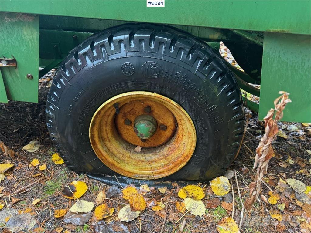John Deere 332 その他収穫設備