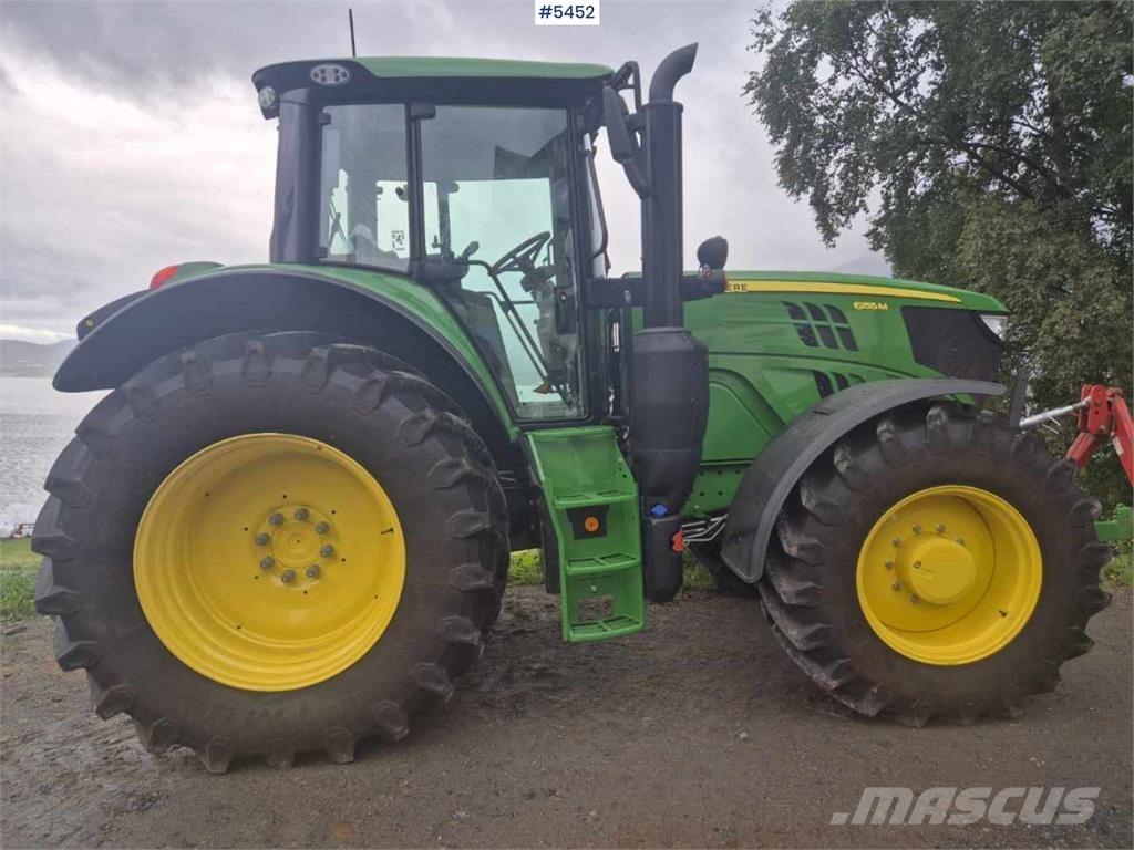 John Deere 6155M トラクター