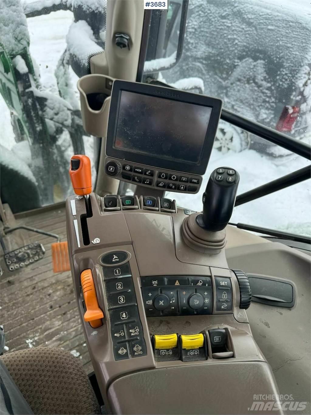 John Deere 6175R トラクター