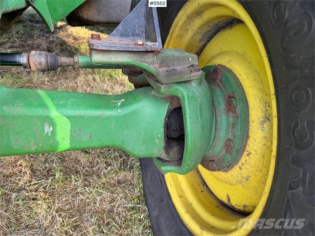 John Deere 6220 トラクター