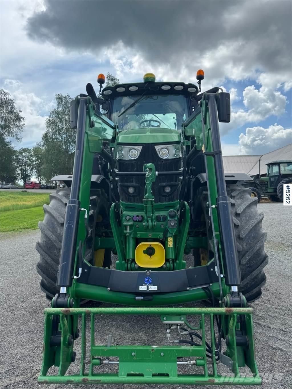 John Deere 6250R トラクター