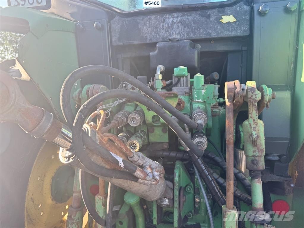 John Deere 6310 トラクター