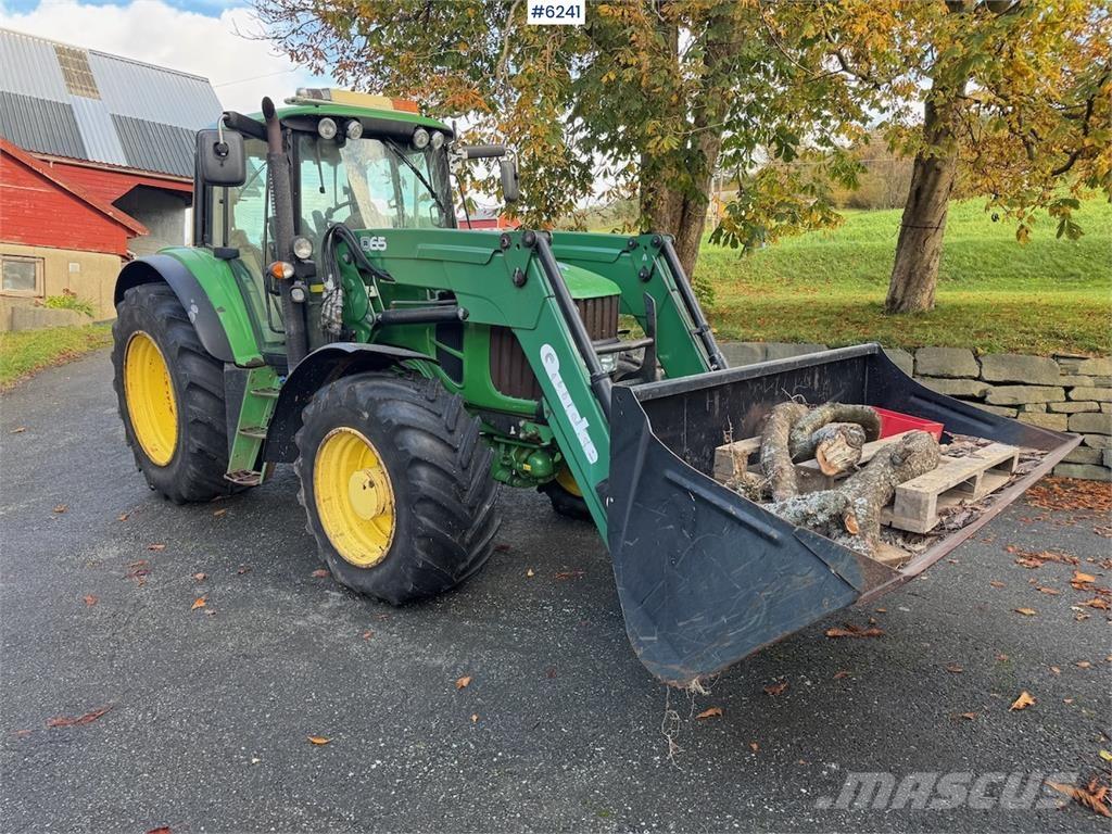 John Deere 6530 トラクター
