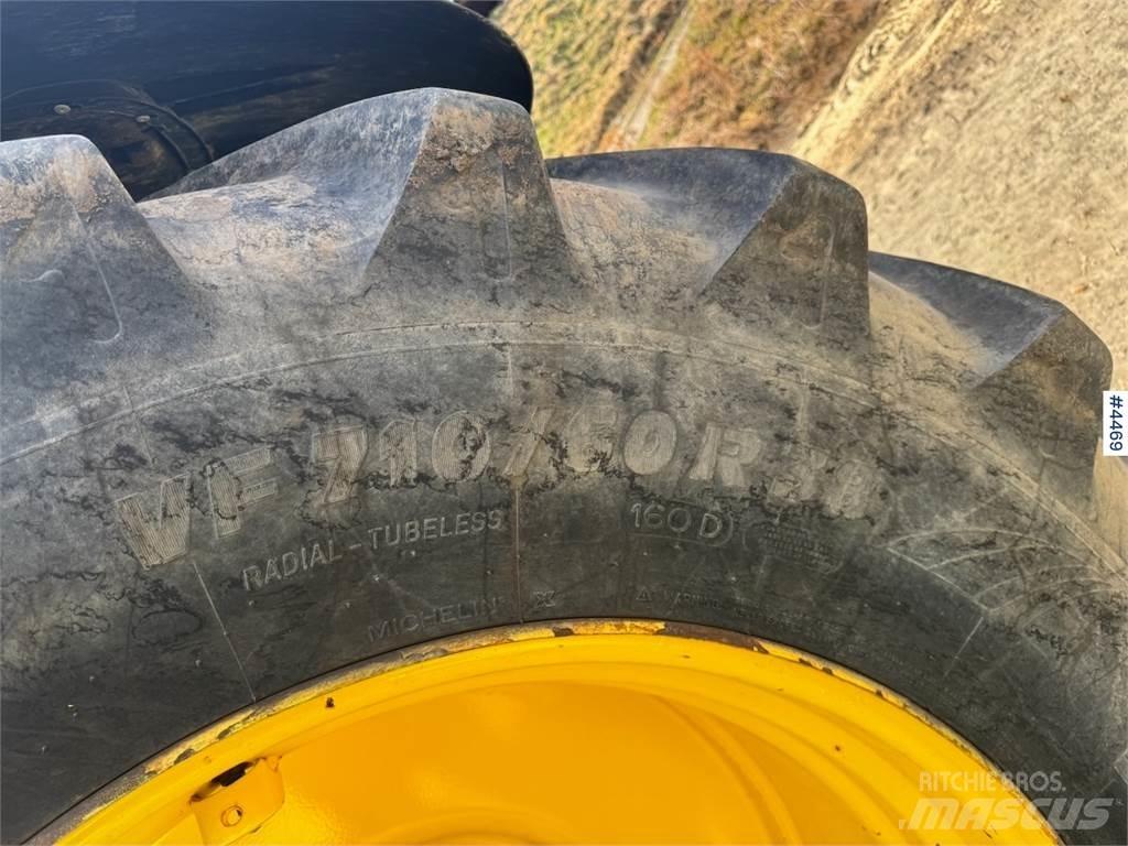 John Deere 6630 トラクター