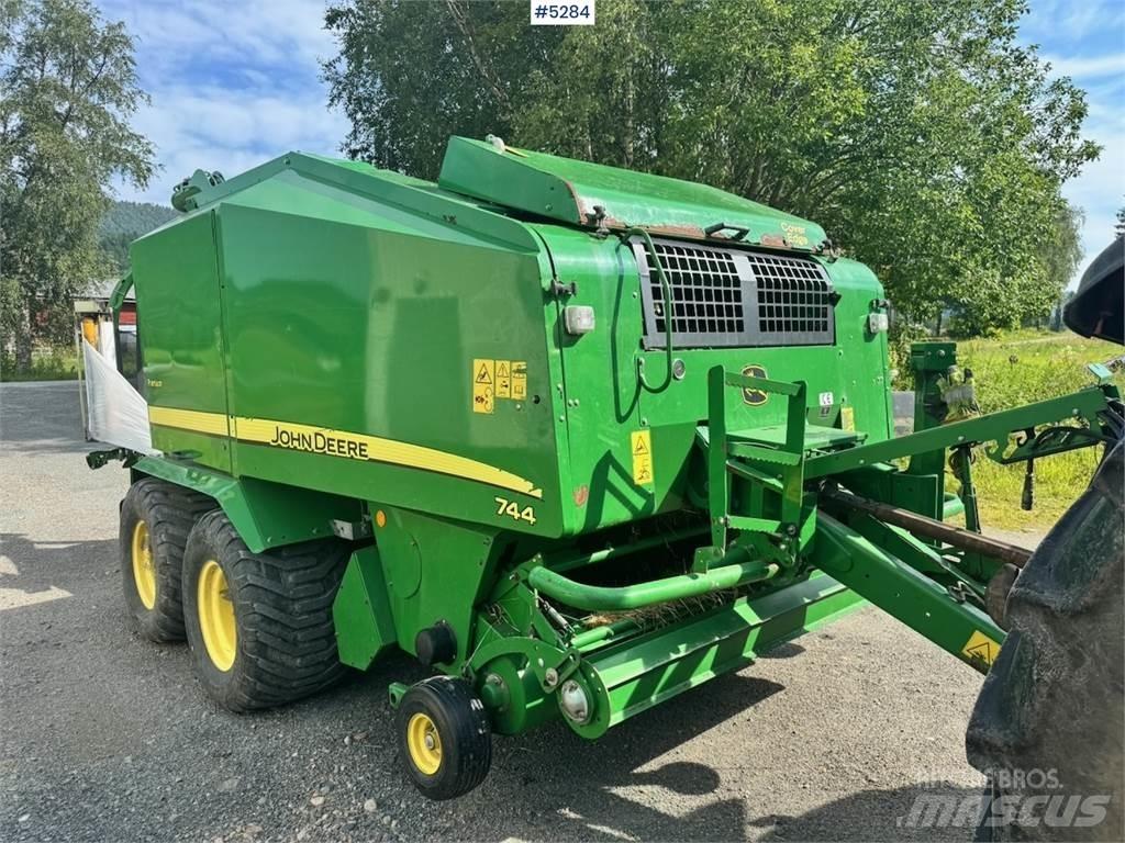 John Deere 744 その他収穫設備
