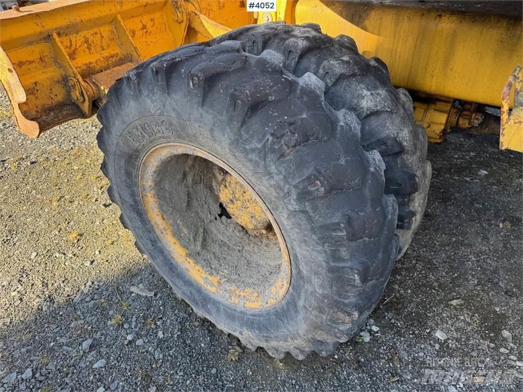 Komatsu PW 110R 大型油圧ショベル12t以上（パワーショベル・ユンボ）