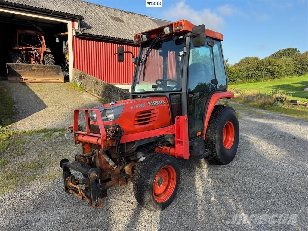 Kubota STV 36 トラクター