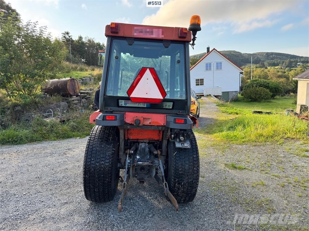 Kubota STV 36 トラクター