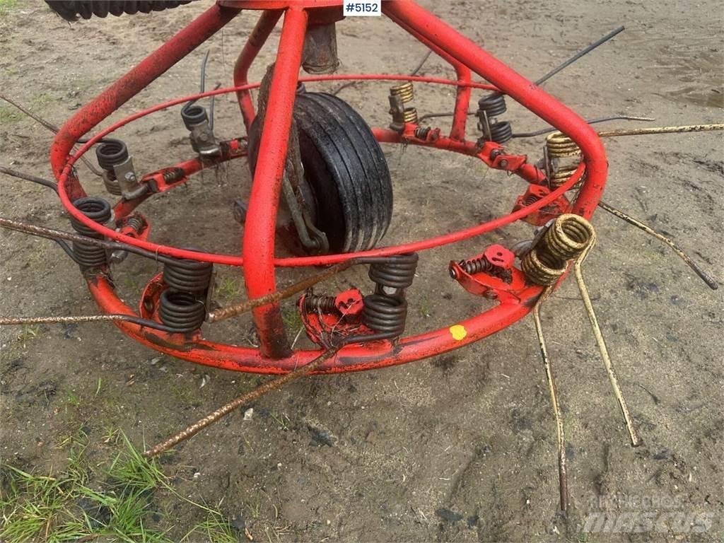 Kuhn Haybob 360 その他収穫設備