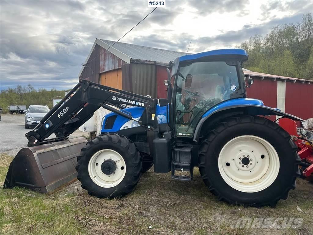 New Holland TS135 トラクター