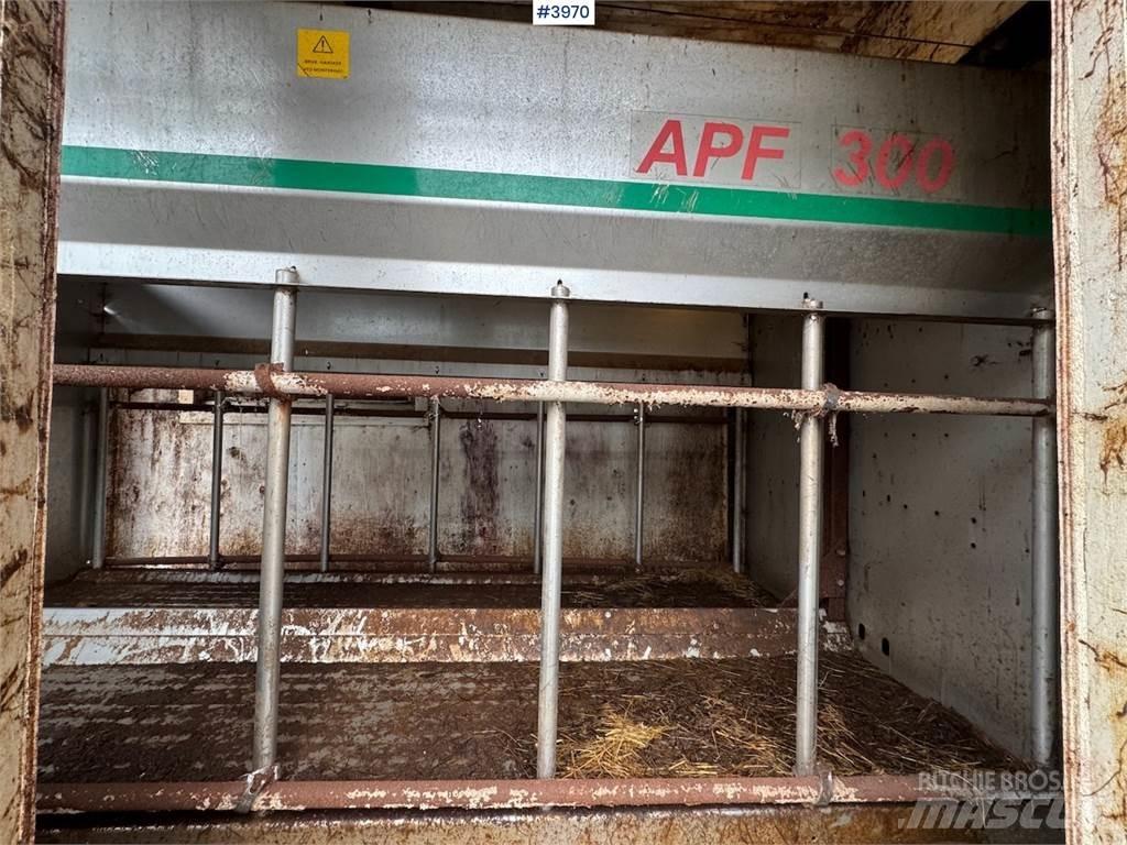 Orkel APF 300 ミキサーフィーダー