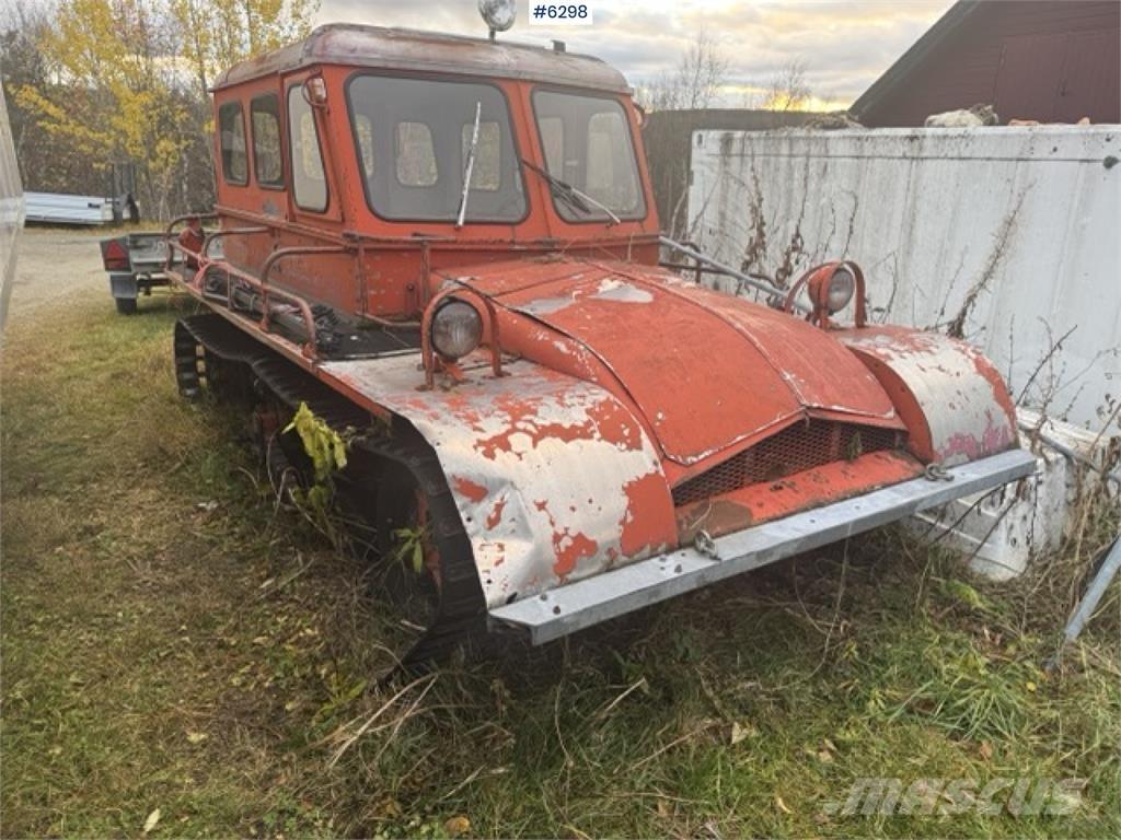  Snow trace St 4 パネルバン