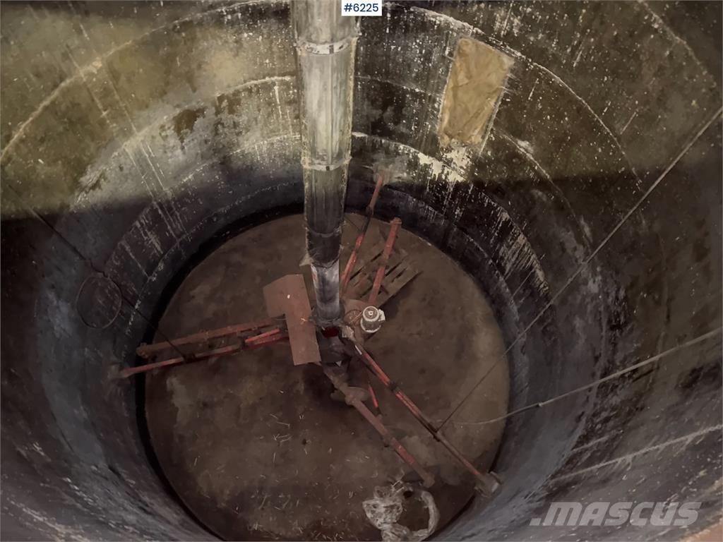 TKS Fylltømmer. その他トラクターアクセサリー・アタッチメント