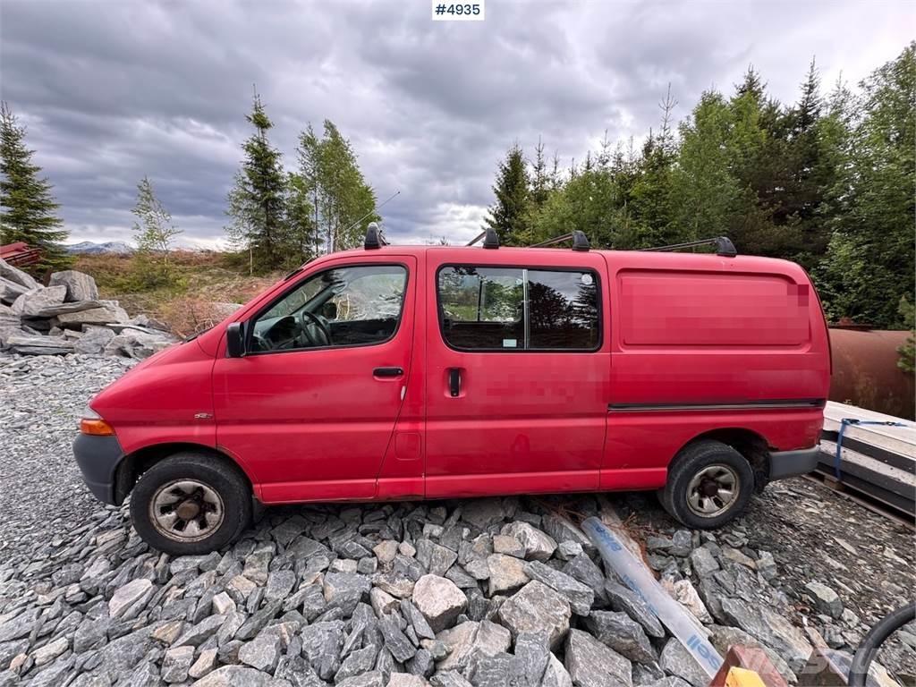 Toyota Hiace 4WD パネルバン