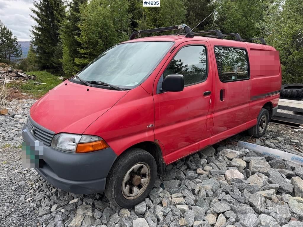 Toyota Hiace 4WD パネルバン