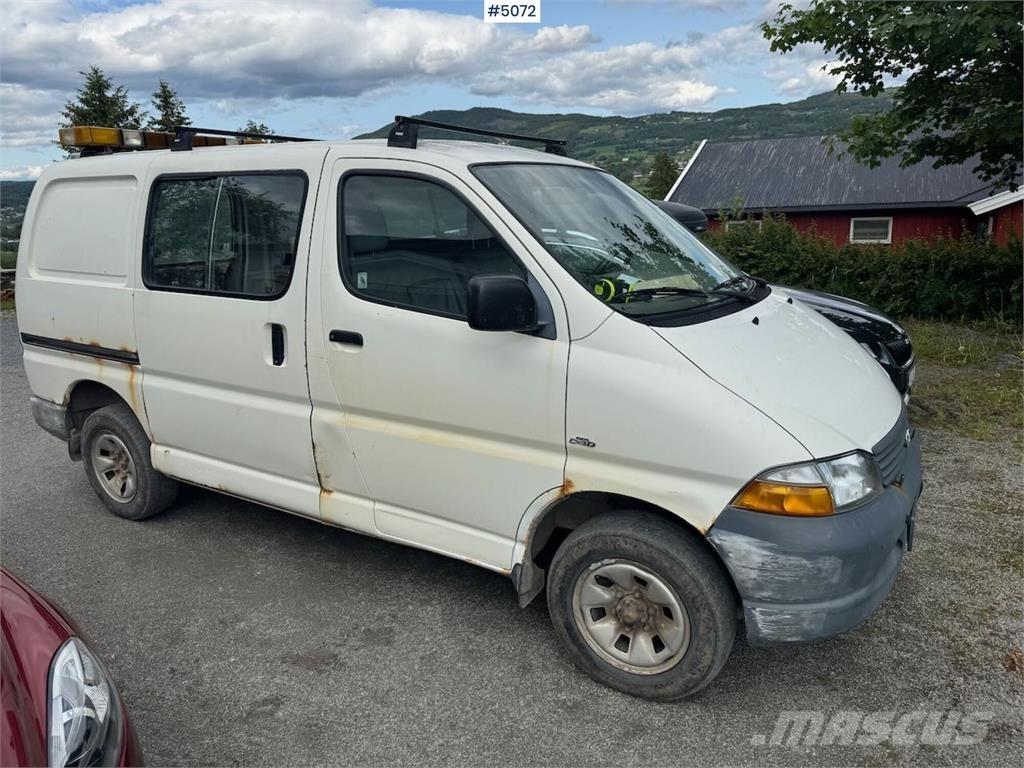 Toyota Hiace 4WD パネルバン