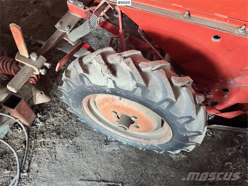 Underhaug 1400 ドリル