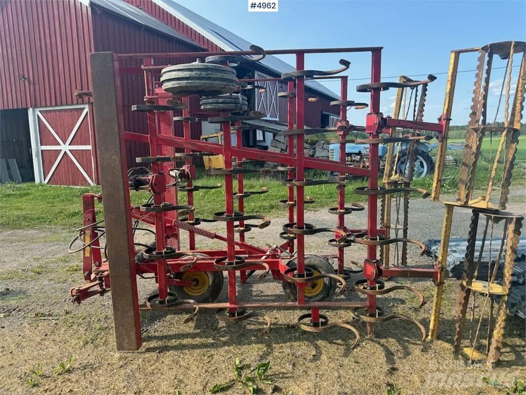 Väderstad Harv その他耕運機とアクセサリー・アタッチメント