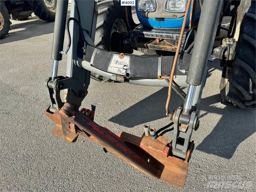 Valtra A95-4 トラクター