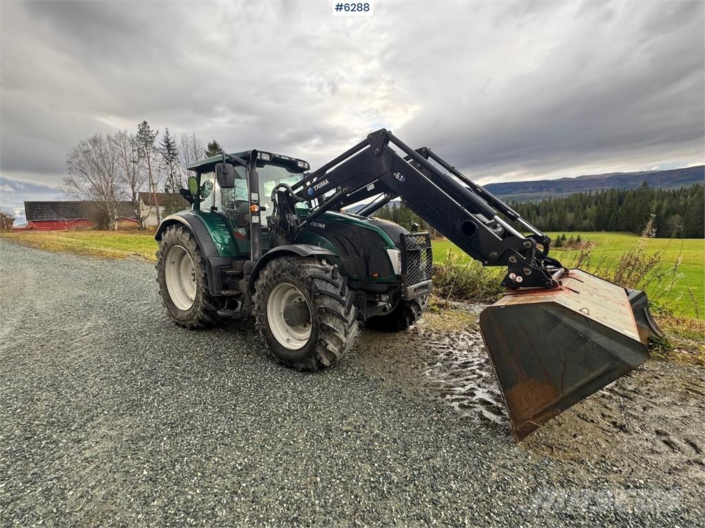 Valtra T203 トラクター