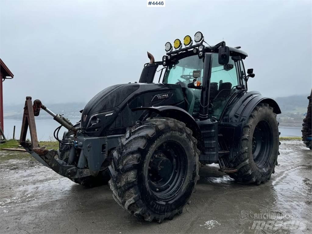 Valtra T234 トラクター