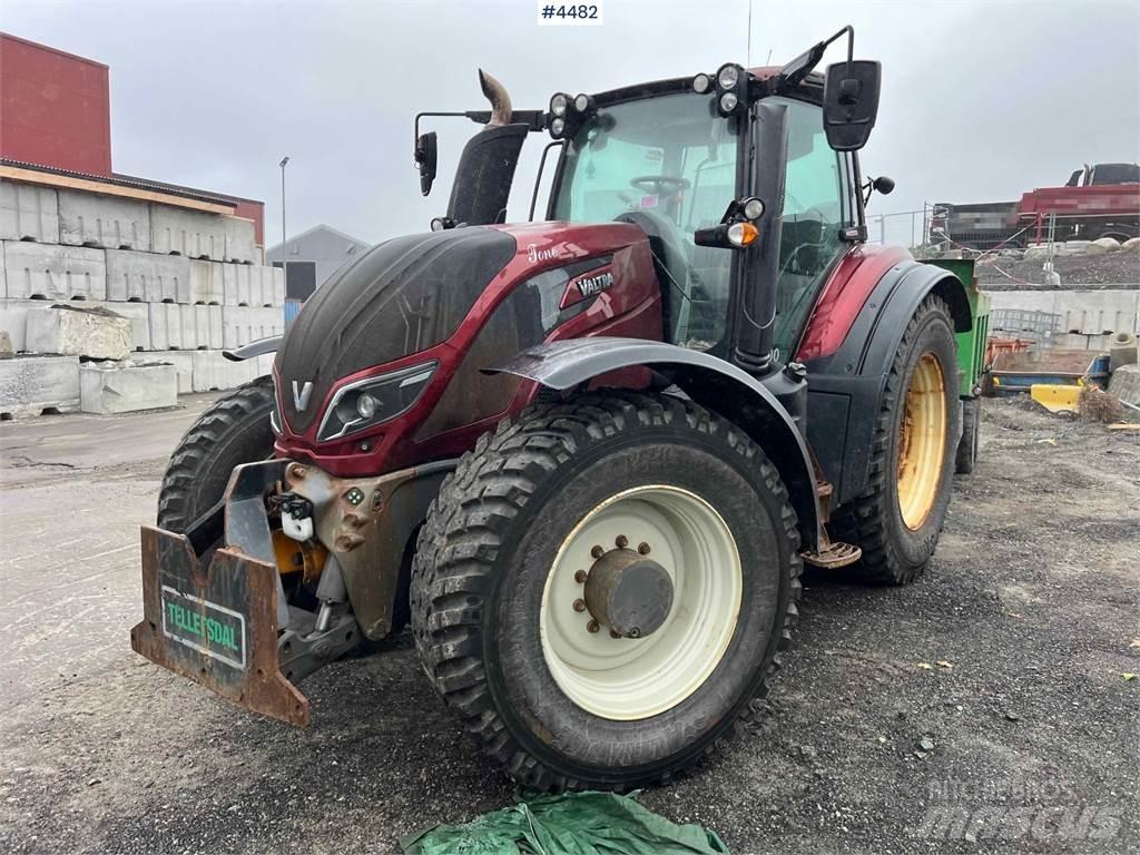 Valtra T234 トラクター
