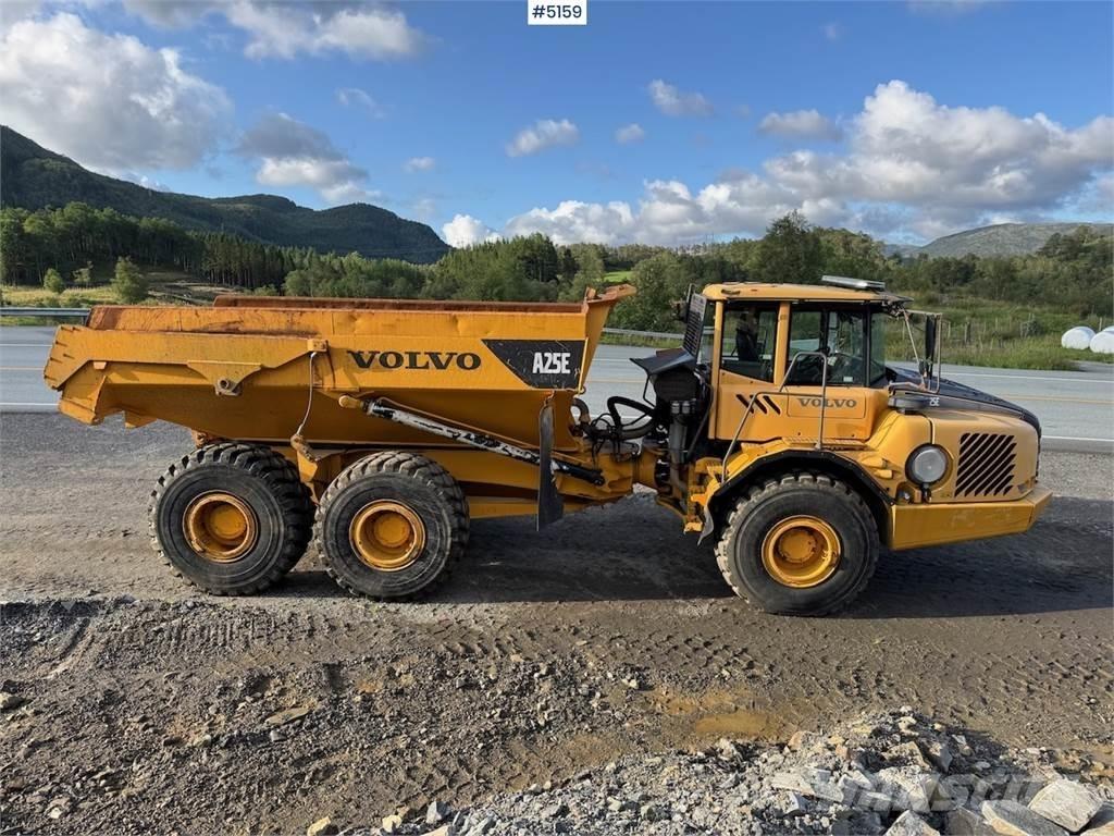 Volvo A25E 6x6 サイト　ダンプ
