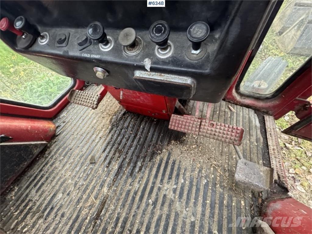 Volvo BM 500 トラクター