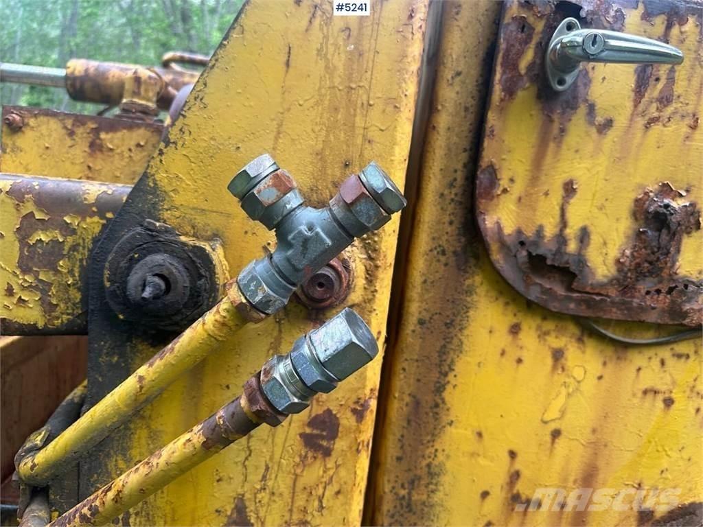 Volvo BM 612 トラクター