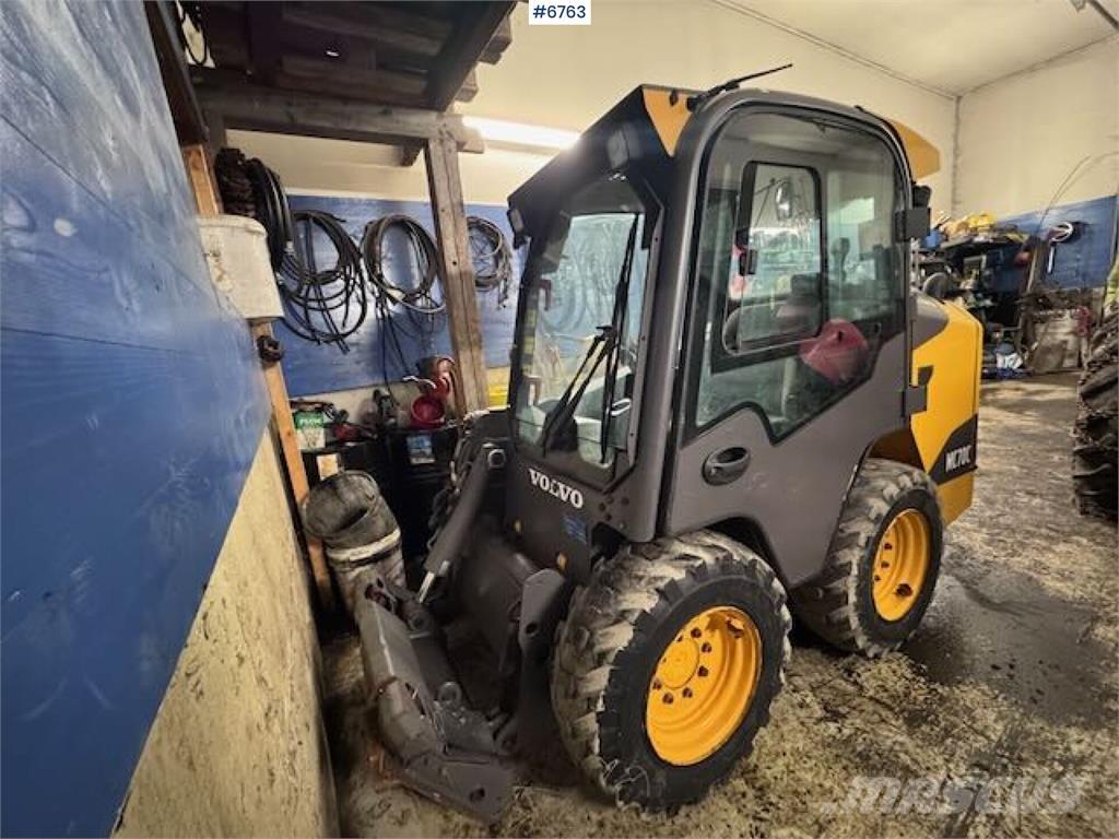 Volvo MC70C 多目的ローダー