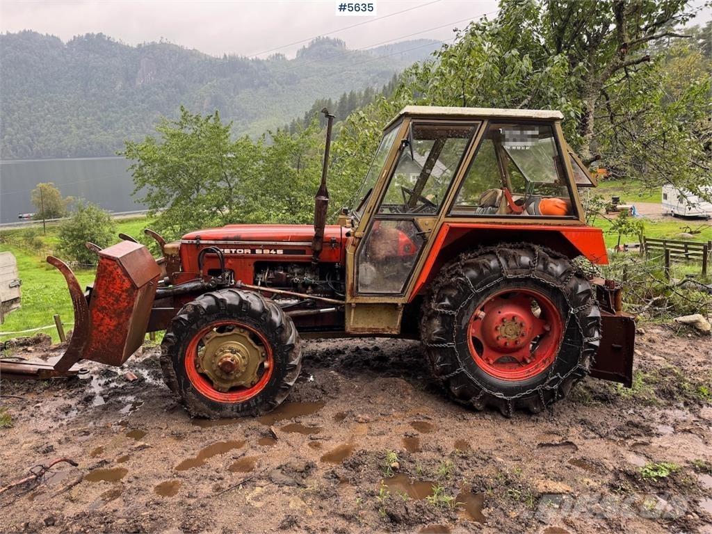 Zetor 5945 トラクター