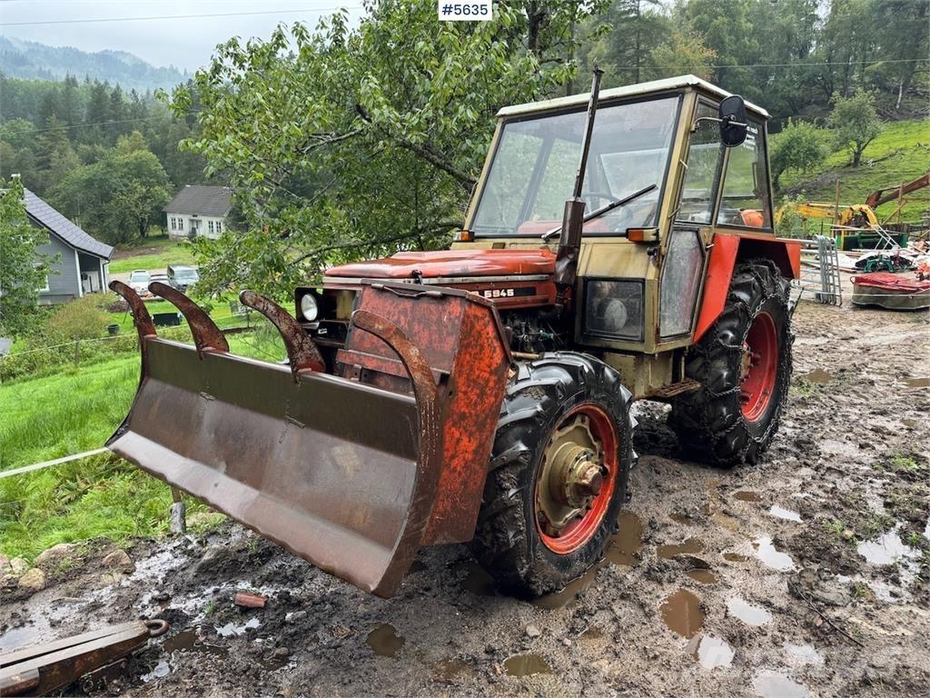 Zetor 5945 トラクター