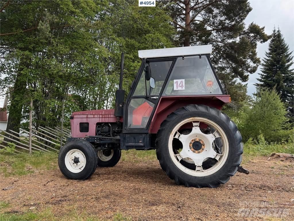 Zetor 7211 トラクター