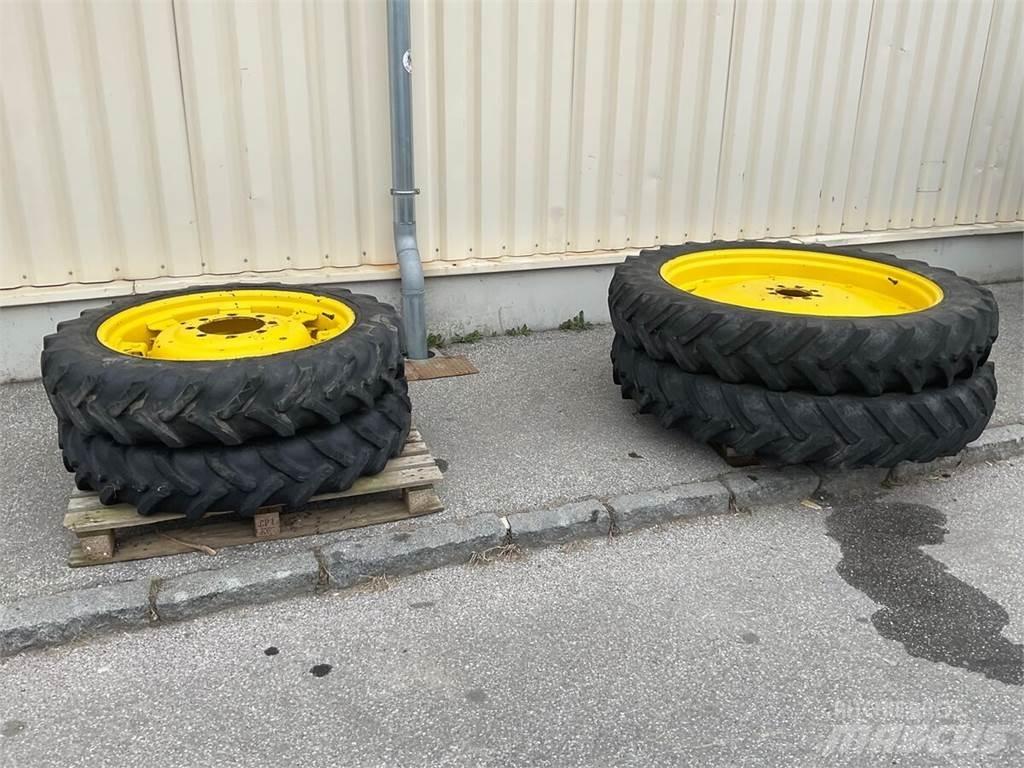  230/95R32 - 270/95R44 タイヤ、ホイル、リム