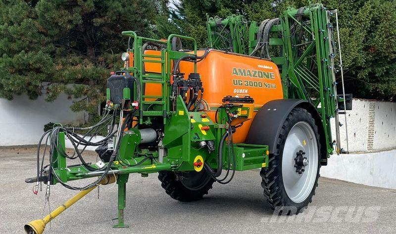 Amazone UG 3000 牽引型スプレイヤー