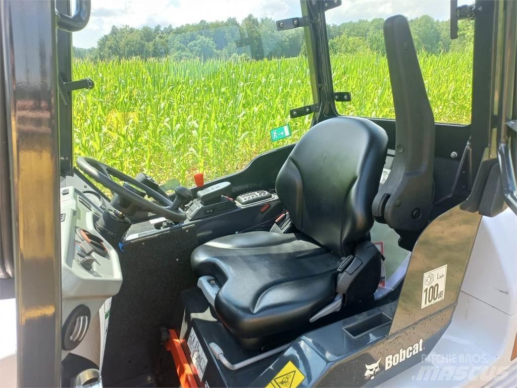 Bobcat L 28 E 建設機械 -　その他