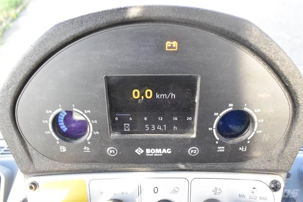 Bomag BW177D-5 その他　ローラ　（マカダムローラ等）